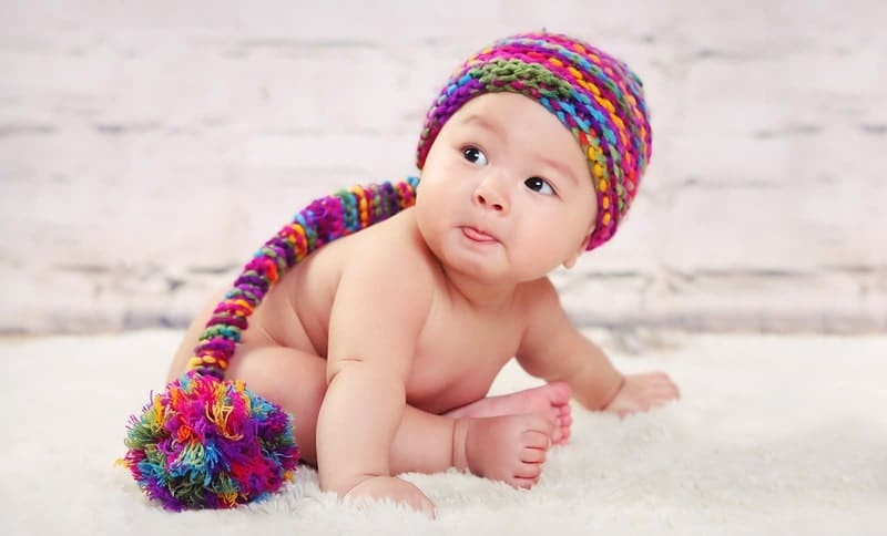 Đặt tên con đẹp, ý nghĩa là món quà ba mẹ dành cho con